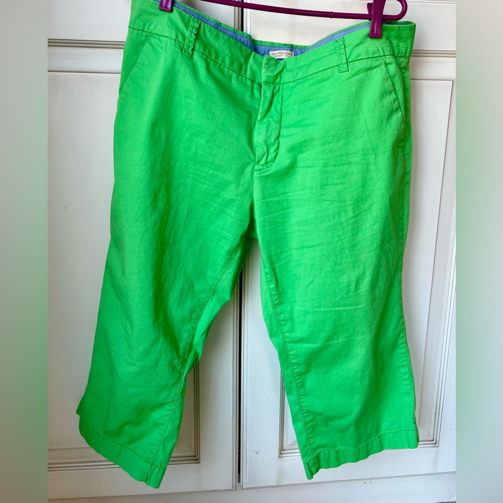 🍎 US Polo Association lime green capri size 14 (fits more like 12)